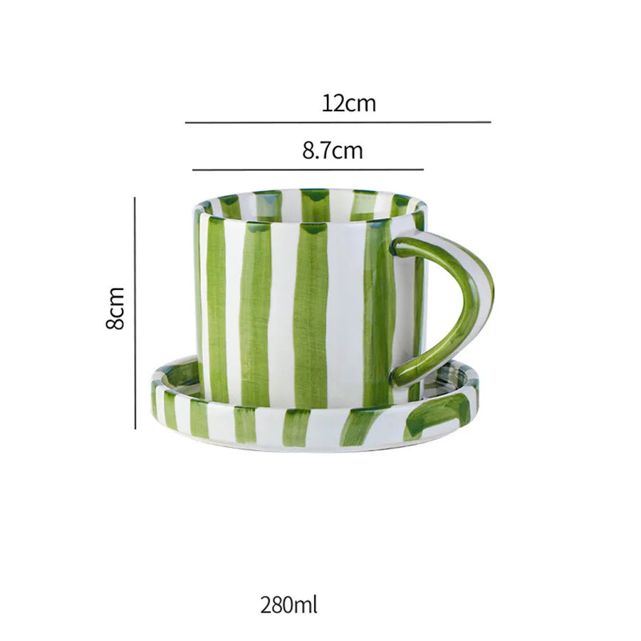 Minimalistisches Handgezeichnetes Tassen- und Tellerset - Keramische Streifen in Weiß für Kaffee und Tee 8