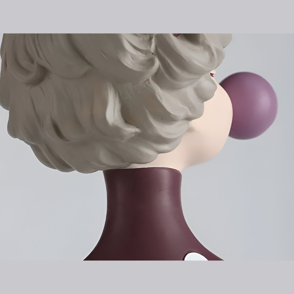 Missy Statuen - Elegante Mädchenfiguren aus Harz mit Haarschleife