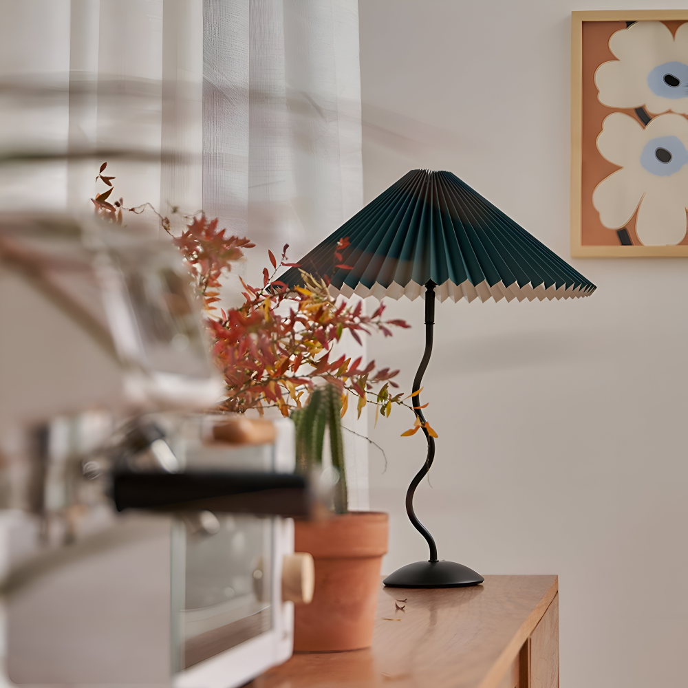 Ori Squiggle Lampe - Gefaltete Tischlampe- Origami LED Tischlampe