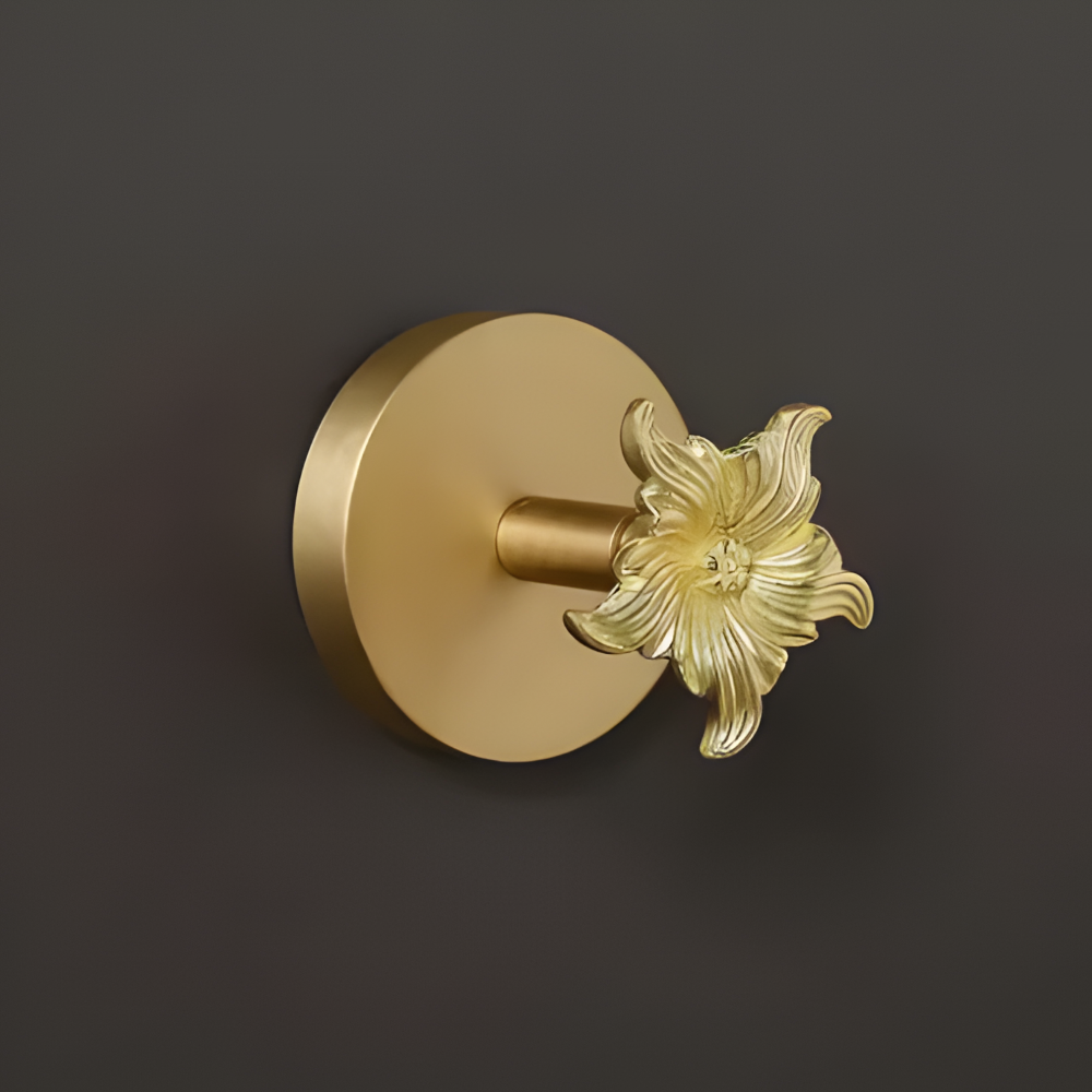 Rustikale Kleiderhaken mit Tiermotiven – dekorative Wandhaken aus Messing mit Golddetails