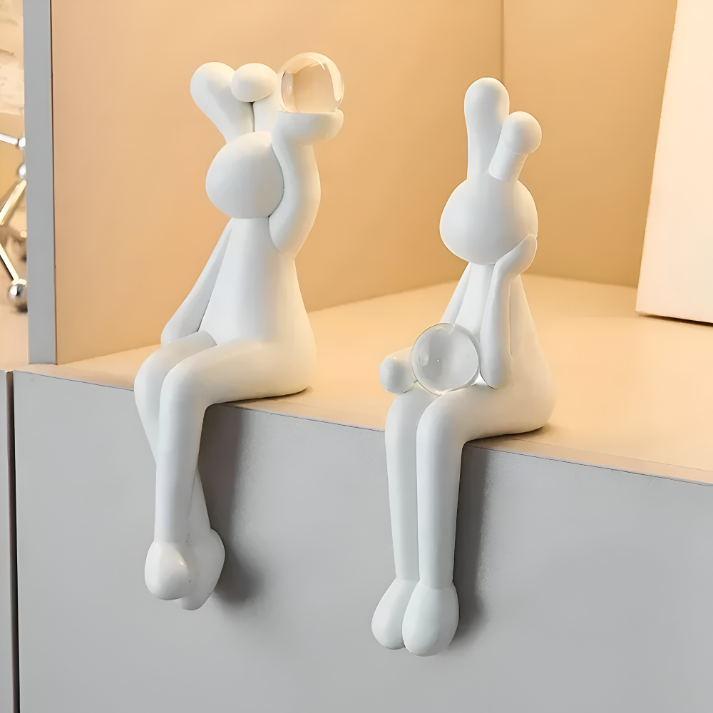 Glänzend Weißer Osterhase - Harz Hase Figur mit Kristallkugel für Osterdeko