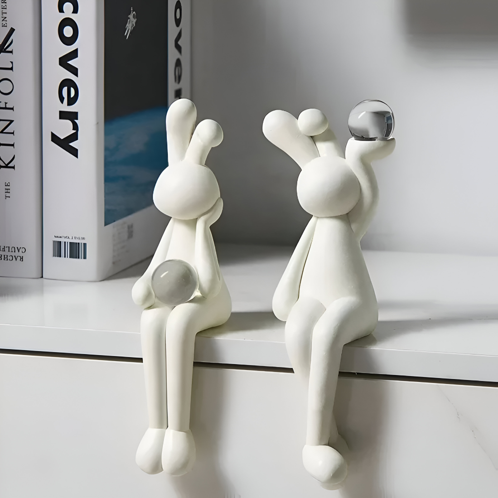 Glänzend Weißer Osterhase - Harz Hase Figur mit Kristallkugel für Osterdeko