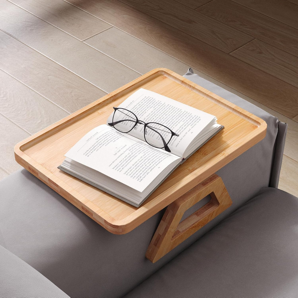 Sofa Armlehnentablett aus Bambus – Clip-On Ablagetisch für Couch, Sessel & Wohnzimmer