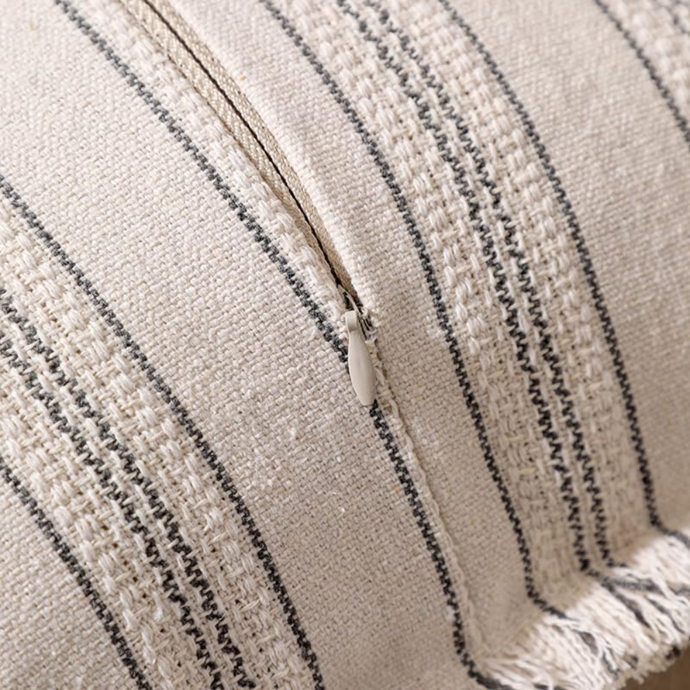 Skandinavischer Kissenbezug mit Fransen – Jacquard Dekokissenbezug im Streifendesign für Sofa, Bett & Wohnzimmer