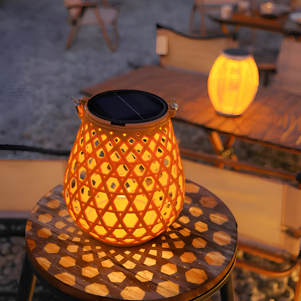 SolarCane Gartenbeleuchtung - Faux Bamboo Woven Solarlampe Garten