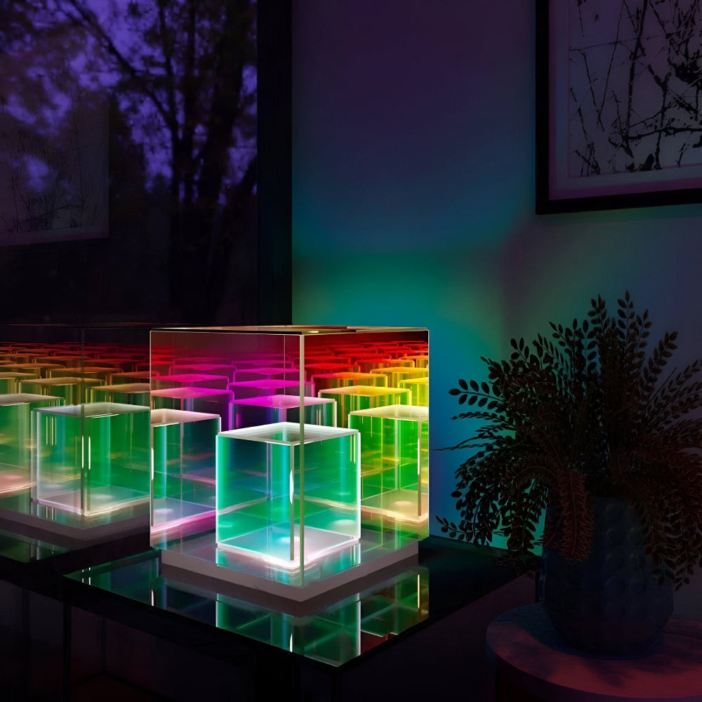 Spectra-Cube Tischlampe - Regenbogen Acryl LED Lampe mit Faszinierender 3D Illusion