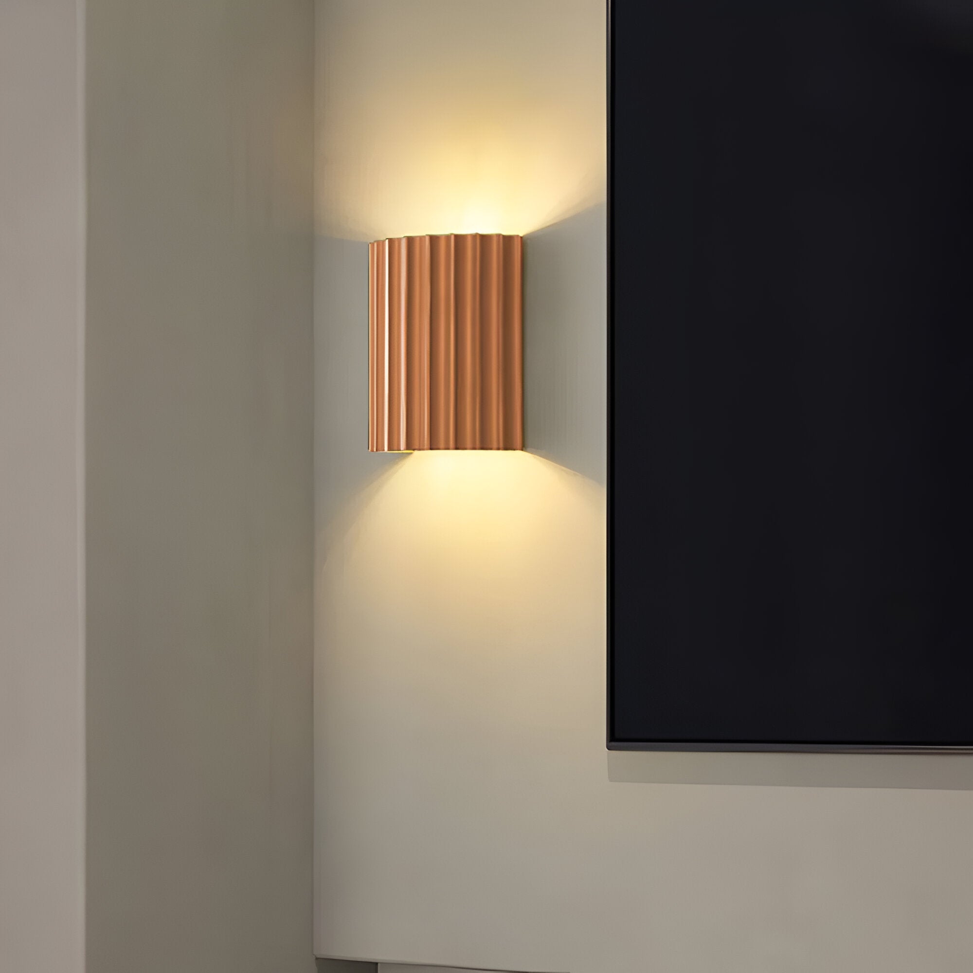 Gestreifte LED-Wandleuchte aus Kunstharz für moderne nordische Stimmung