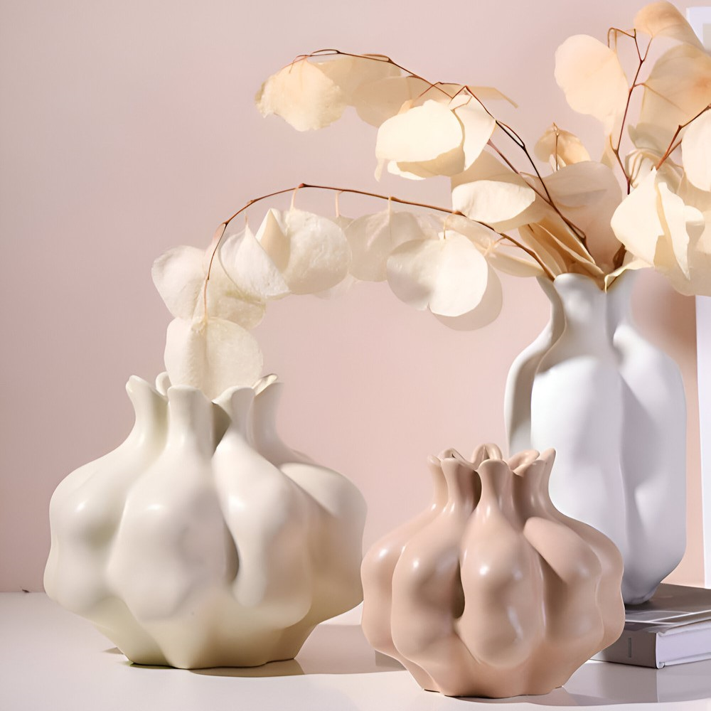 Stilvolle Cremefarbene Granatapfel Vase aus Keramik – Kunstvolle Wohnraumdekoration