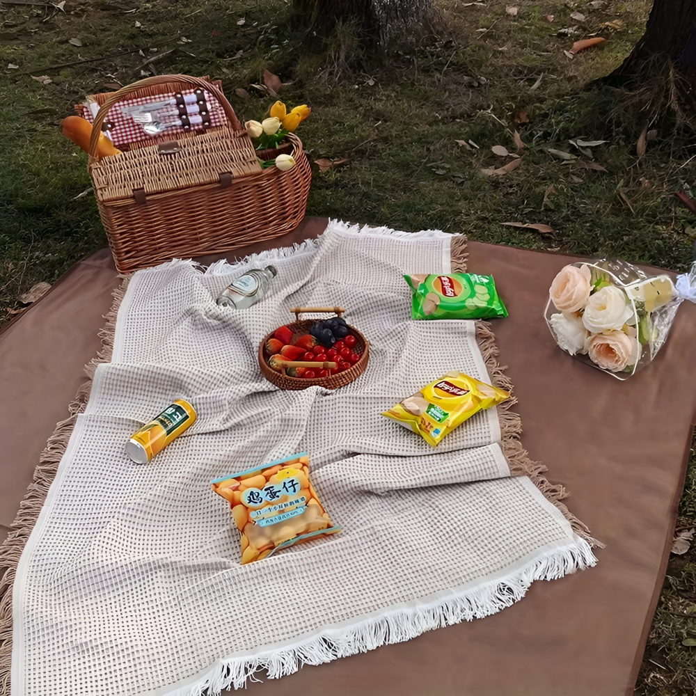 Stylische Picknickdecke 180x180 cm - Wasserdicht & Faltbar - Outdoor Strandmatte & Campingdecke