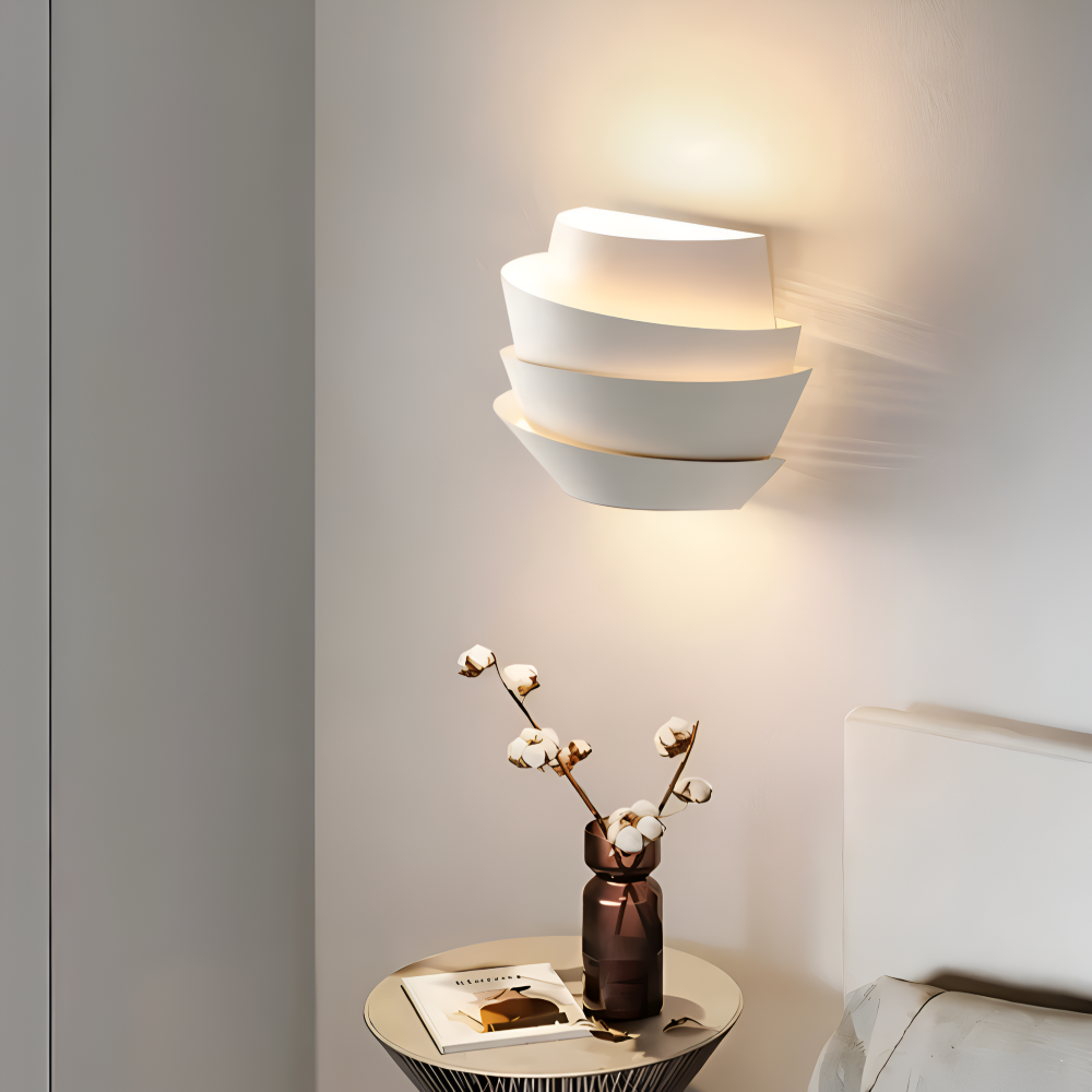 UniqGleam Wandleuchte - Geometrische Wandlampe aus Metall - Dekorative Wandleuchten LED Indoor