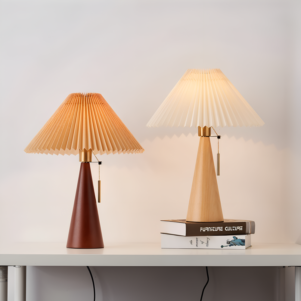 Vintage Tischlampe - Plissierte Tischlampe mit Holzsockel