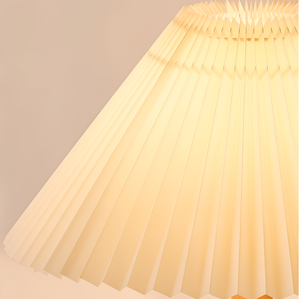 Vintage Tischlampe - Plissierte Tischlampe mit Holzsockel