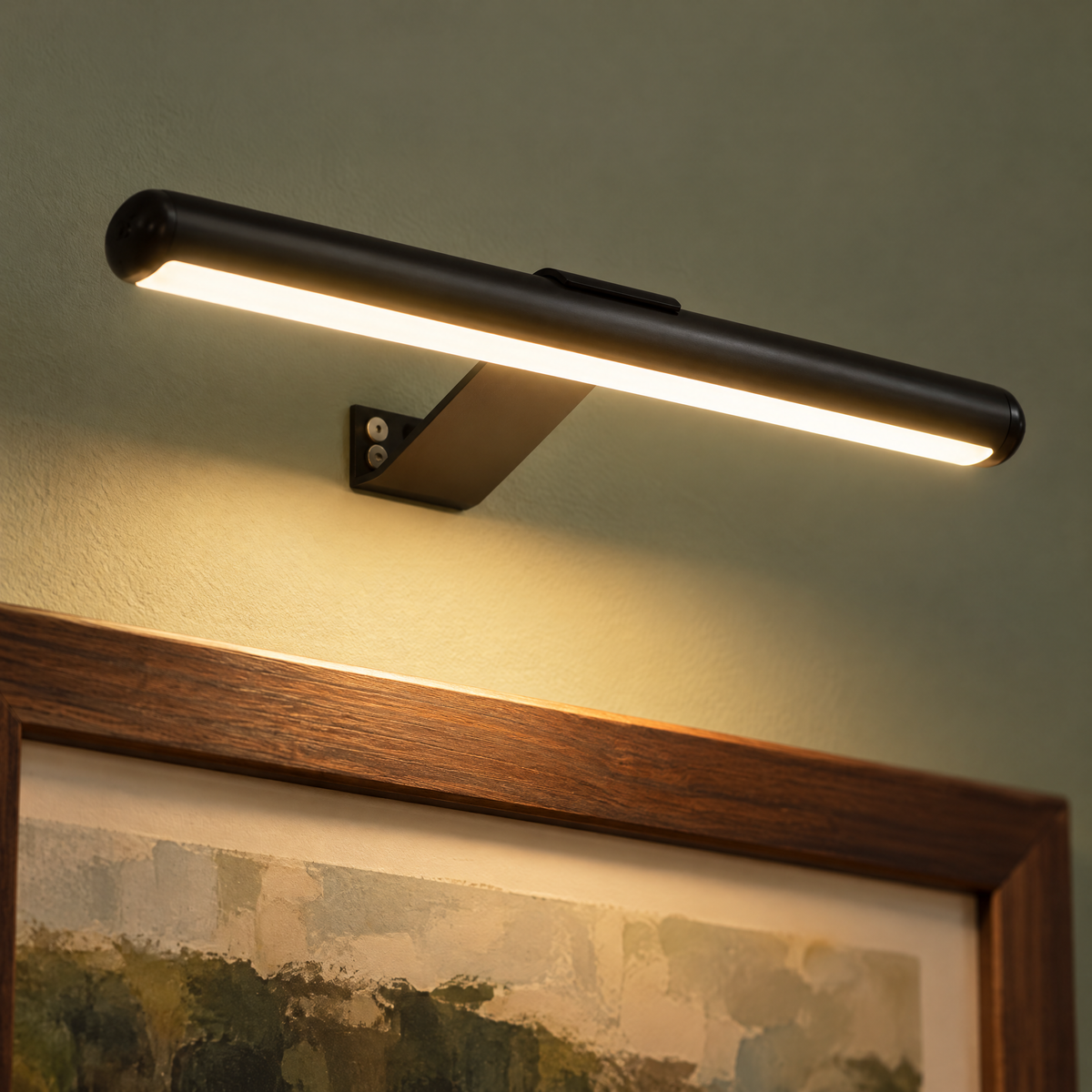 Nahaufnahme der schwarzen Bilderleuchte mit LED Lichtleiste und Wandhalterung