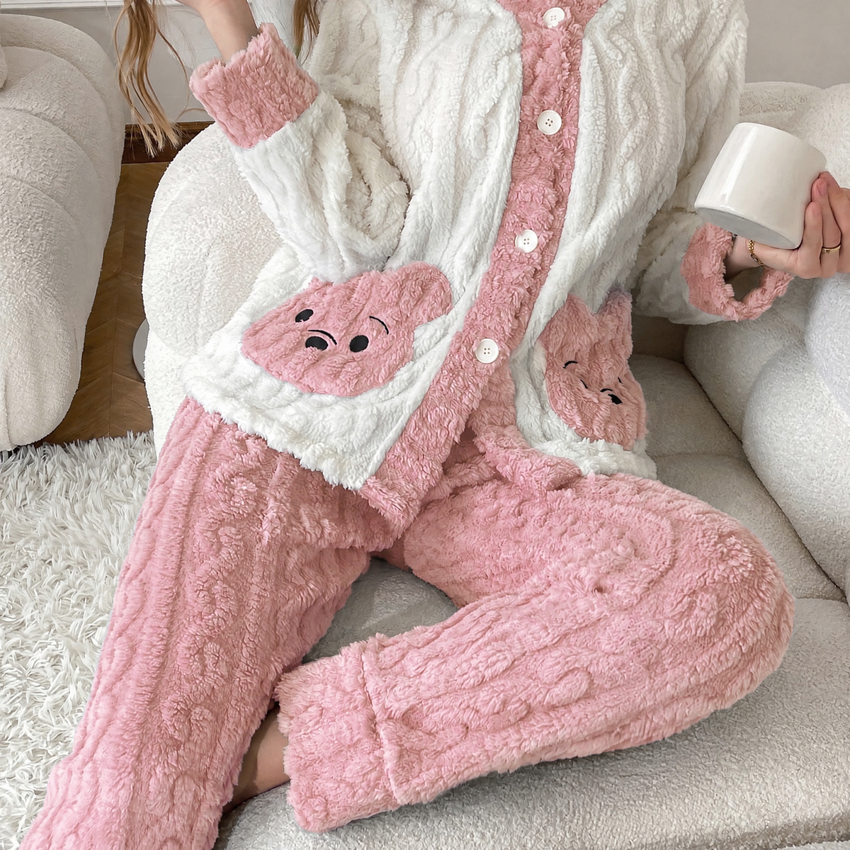 Flanell Pyjama Damen in Creme und Rosa mit rosa Bärentaschen und rosa Hose