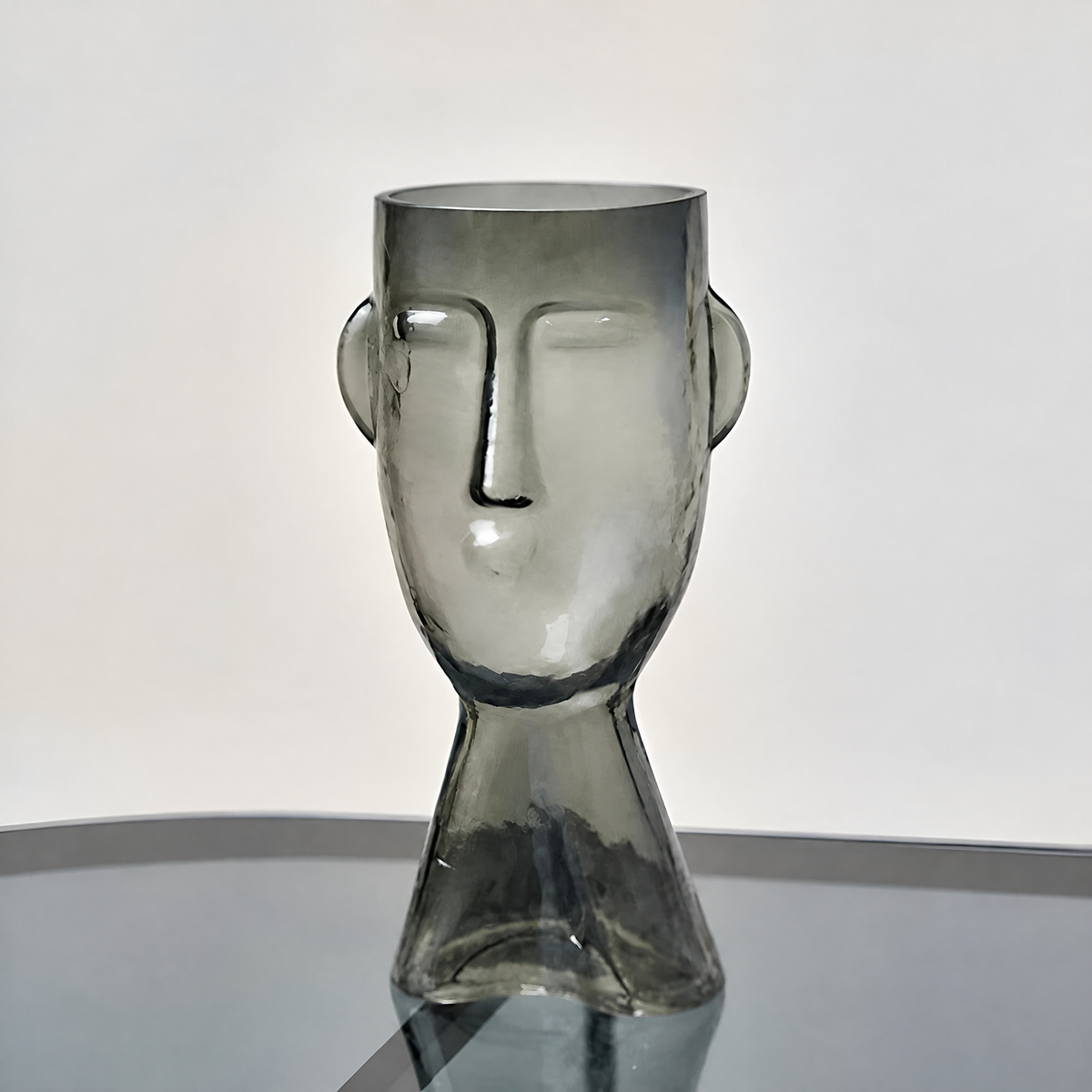 Graue Glasvase in Kopf-Form, Größe S, 23,5 cm hoch