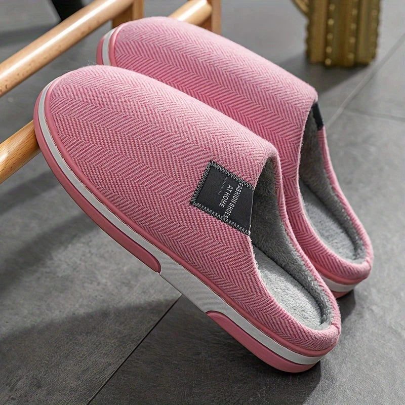 Pantoffeln mit Fischgrätmuster in Rosa mit Plüschfutter