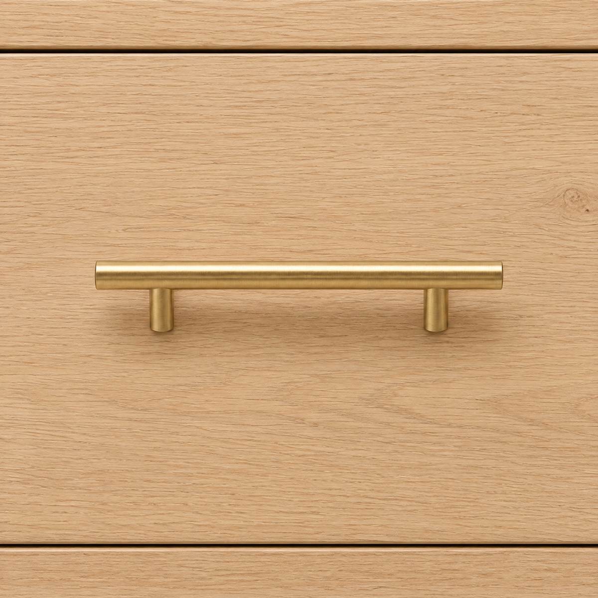 T-Bar Möbelgriff Edelstahl in Gold, Lochabstand 128 mm, Länge 20 cm, auf Eichenschublade