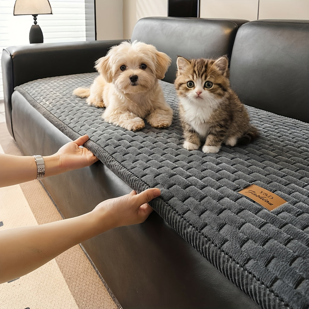 Sofa Überwurf in Dunkelgrau mit Hund und Katze auf dem Sofa